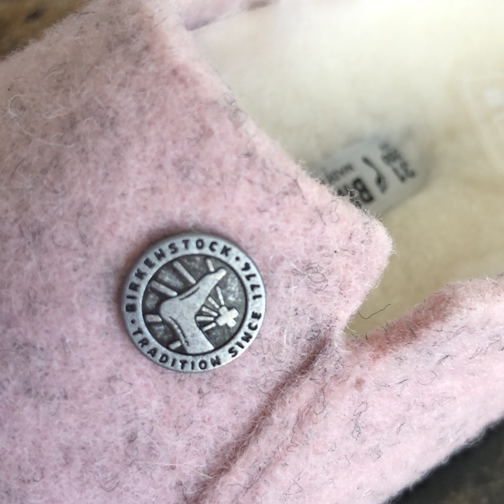 Birkenstock Pink Kids Slip-On Clog worn 3 times - Picture 5 of 13